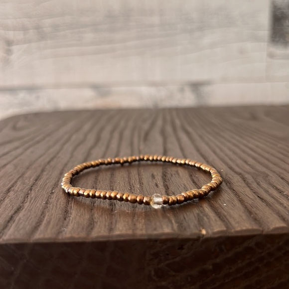 Seed bead bronze bracelet. Size O/S - Picture 2 of 2
